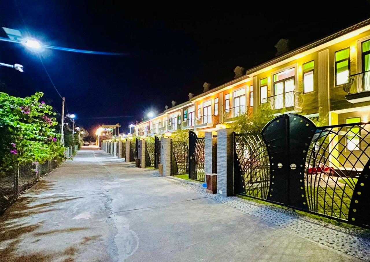 Viet Kieu Royal Hotel Xuyên Mộc Eksteriør billede